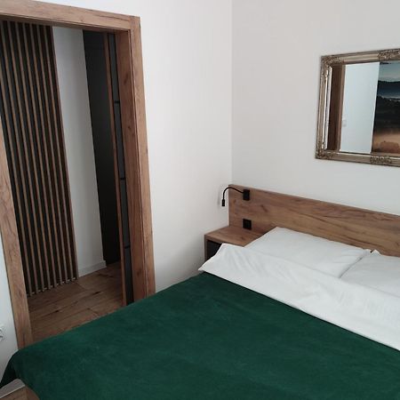 Apartament Joanna ウストロン エクステリア 写真