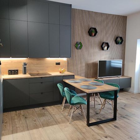 Apartament Joanna ウストロン エクステリア 写真