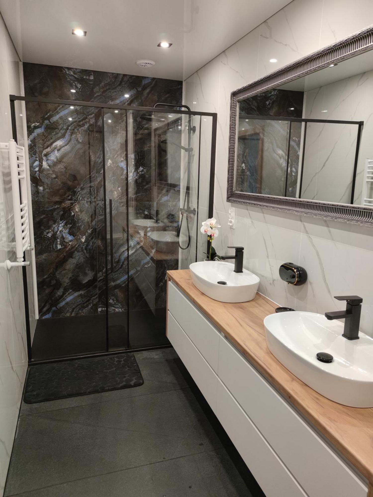 Apartament Joanna ウストロン エクステリア 写真